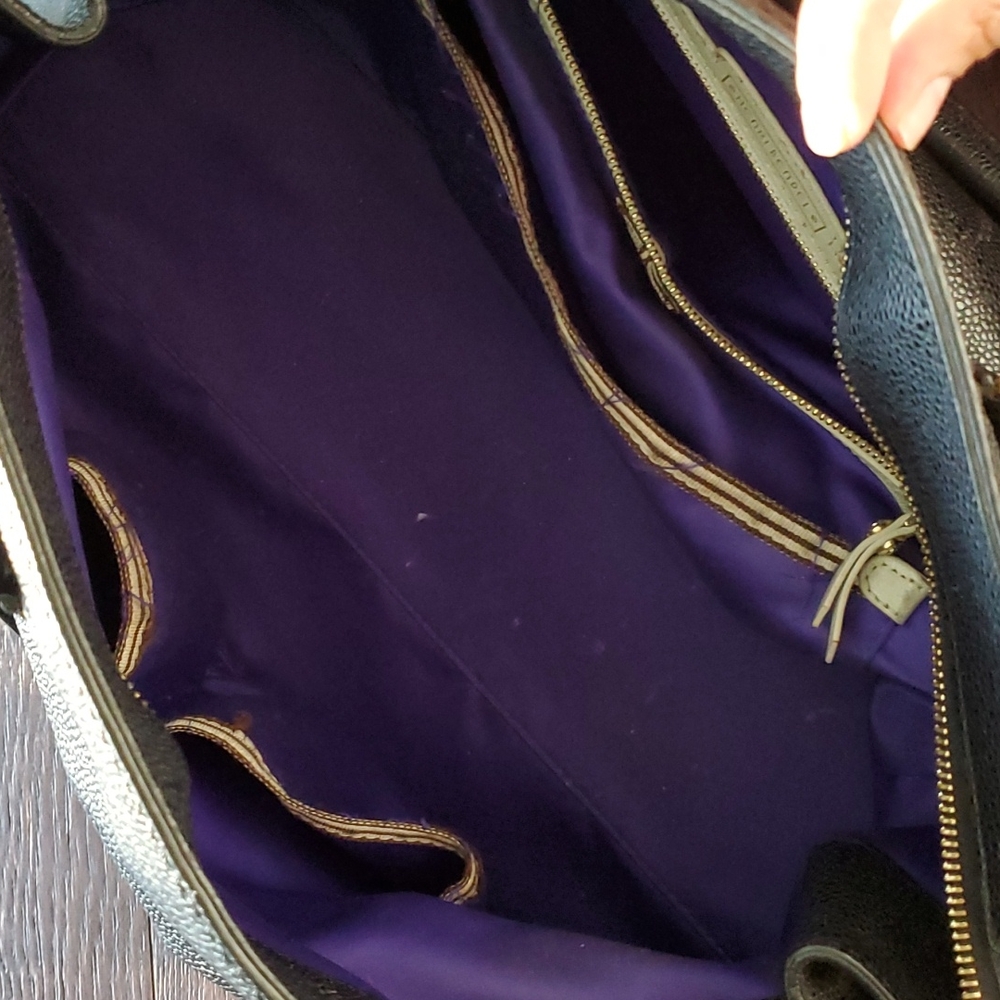 Henri Bendel Large Bag - Picture 8 of 10